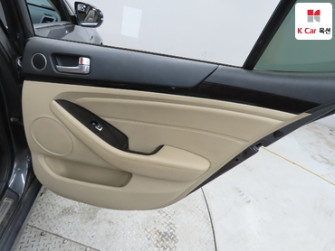 2013 - kia k7