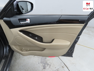 2013 - kia k7