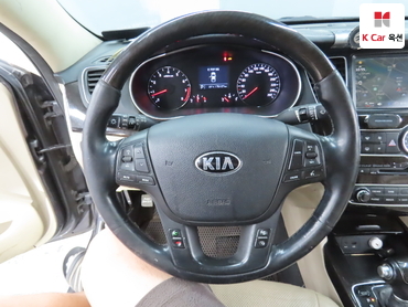 2013 - kia k7