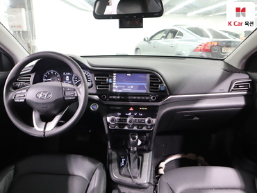 2020 - hyundai avante