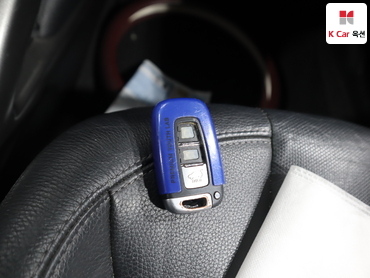 2012 - hyundai veloster
