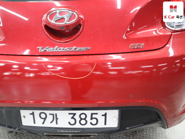 2012 - hyundai veloster