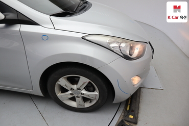 2013 - hyundai avante