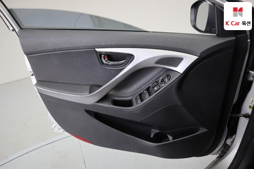2013 - hyundai avante