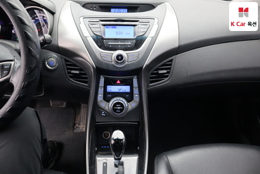 2013 - hyundai avante