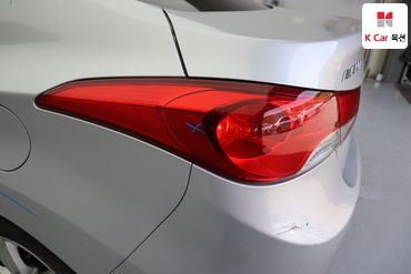 2013 - hyundai avante