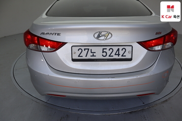2013 - hyundai avante