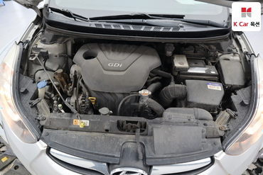 2013 - hyundai avante