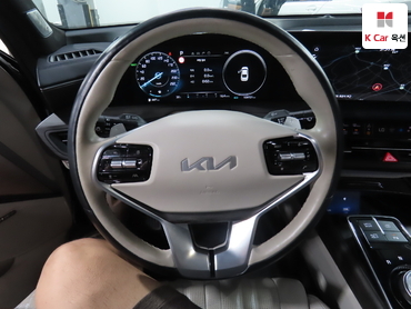 2023 - kia k8