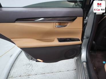 2017 - lexus es300h