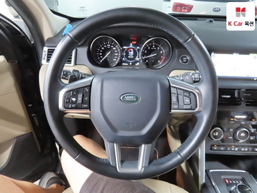 2017 - land rover discovery