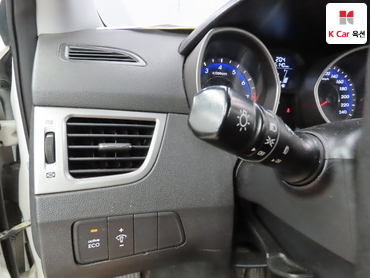 2011 - hyundai avante