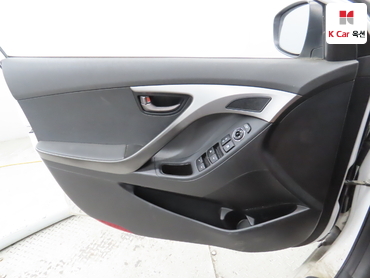 2011 - hyundai avante