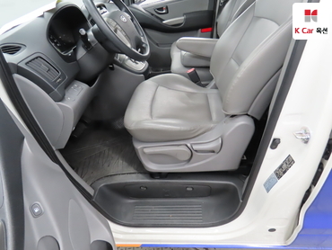 2016 - hyundai grand starex