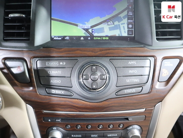 2017 - nissan pathfinder