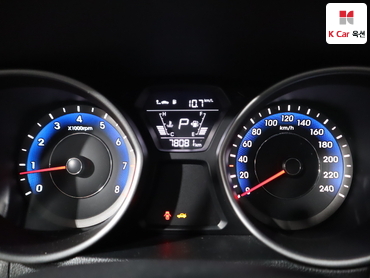 2015 - hyundai avante