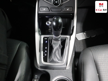 2015 - hyundai avante