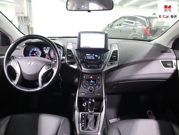 2015 - hyundai avante