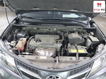 2015 - toyota rav4