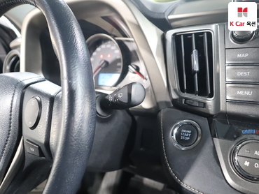 2015 - toyota rav4