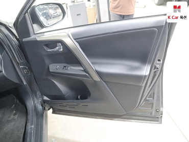 2015 - toyota rav4