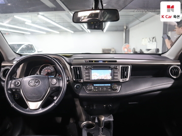 2015 - toyota rav4