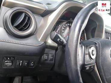 2015 - toyota rav4
