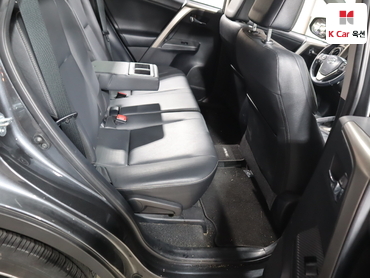 2015 - toyota rav4