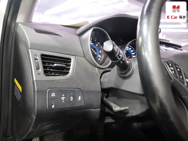 2015 - hyundai avante