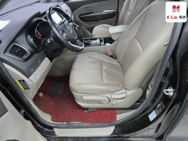 2018 - kia carnival