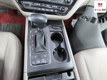 2018 - kia carnival