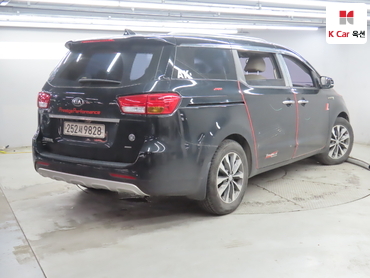 2018 - kia carnival