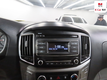 2017 - hyundai grand starex