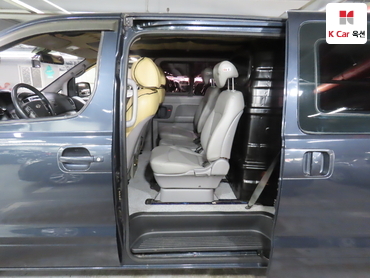 2017 - hyundai grand starex