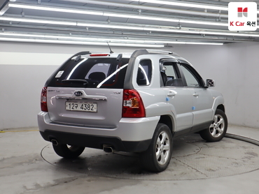2010 - kia sportage