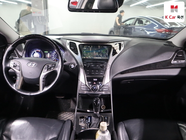 2015 - hyundai grandeur