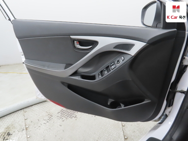 2016 - hyundai avante
