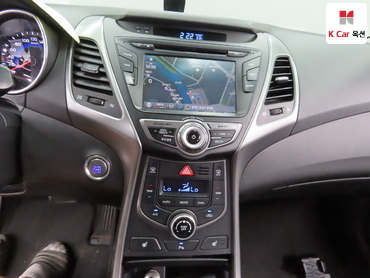 2016 - hyundai avante
