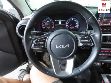 2022 - kia k3
