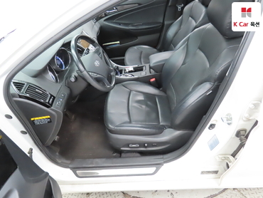 2011 - hyundai sonata
