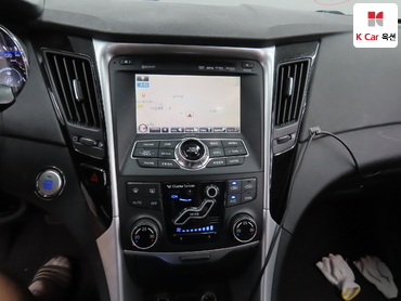 2011 - hyundai sonata