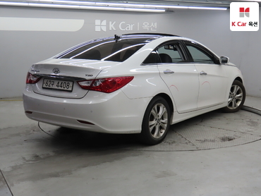 2011 - hyundai sonata