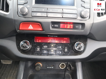 2011 - kia sportage