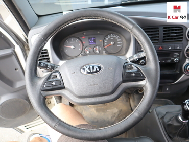 2017 - kia bongo iii