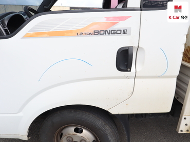2017 - kia bongo iii