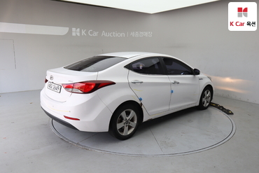 2015 - hyundai avante