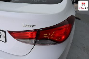 2015 - hyundai avante