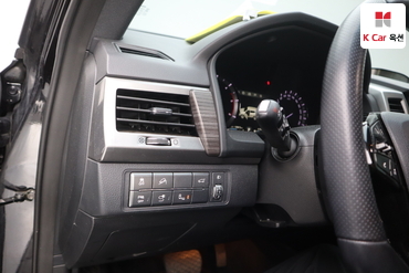 2019 - kgm g4 rexton