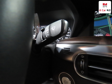 2021 - genesis g90