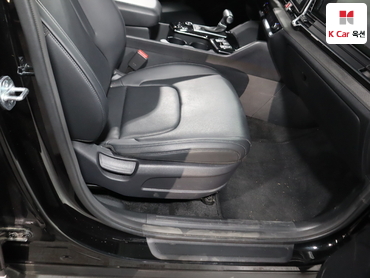 2023 - kia sportage